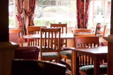 Toby Carvery Old Windsor By Innkeeper'S Collection Esterno foto